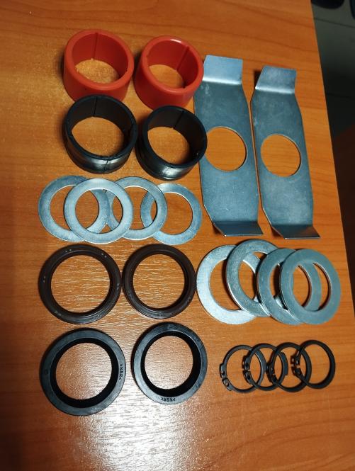 Ремкомплект тормозного вала Meritor к-т на ось (втулки Q/Q+ 38+38 мм/сальники, стопора, кольца, шайбы)) 